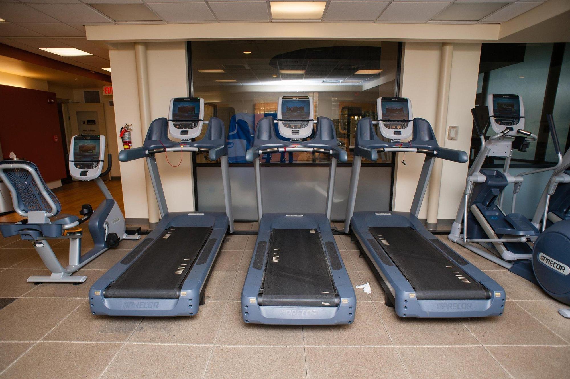 Embassy By Hilton Detroit - Livonia/novi Hotel 4*